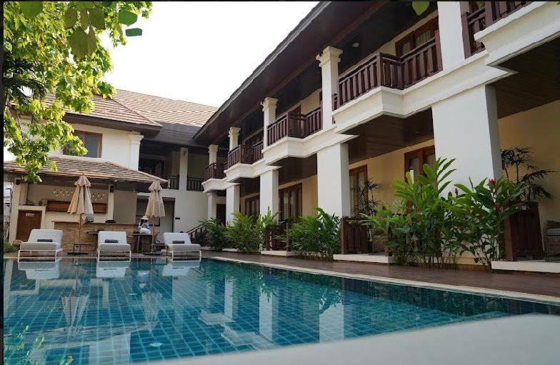Athena Hotel Pakse Eksteriør bilde