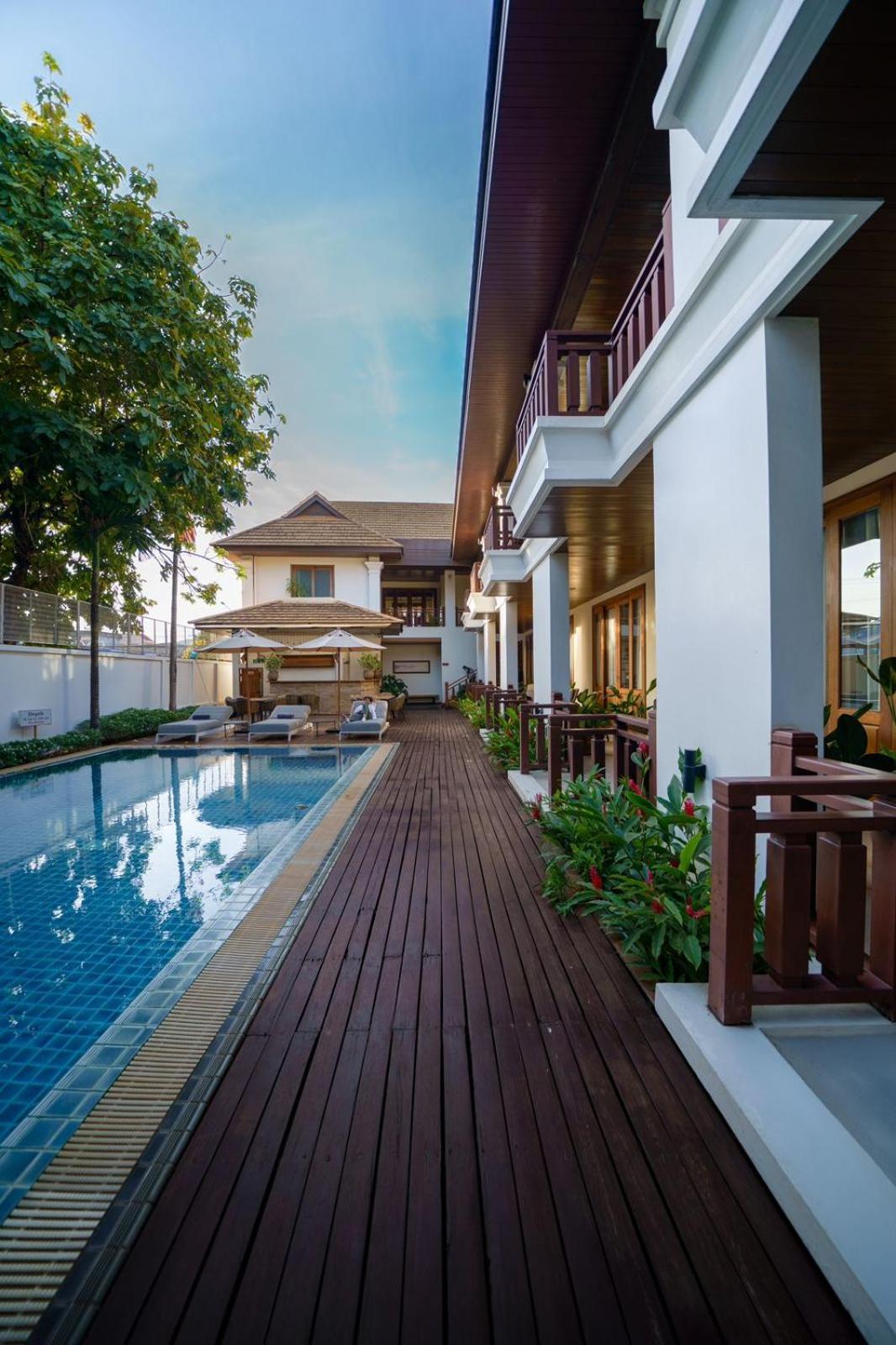 Athena Hotel Pakse Eksteriør bilde